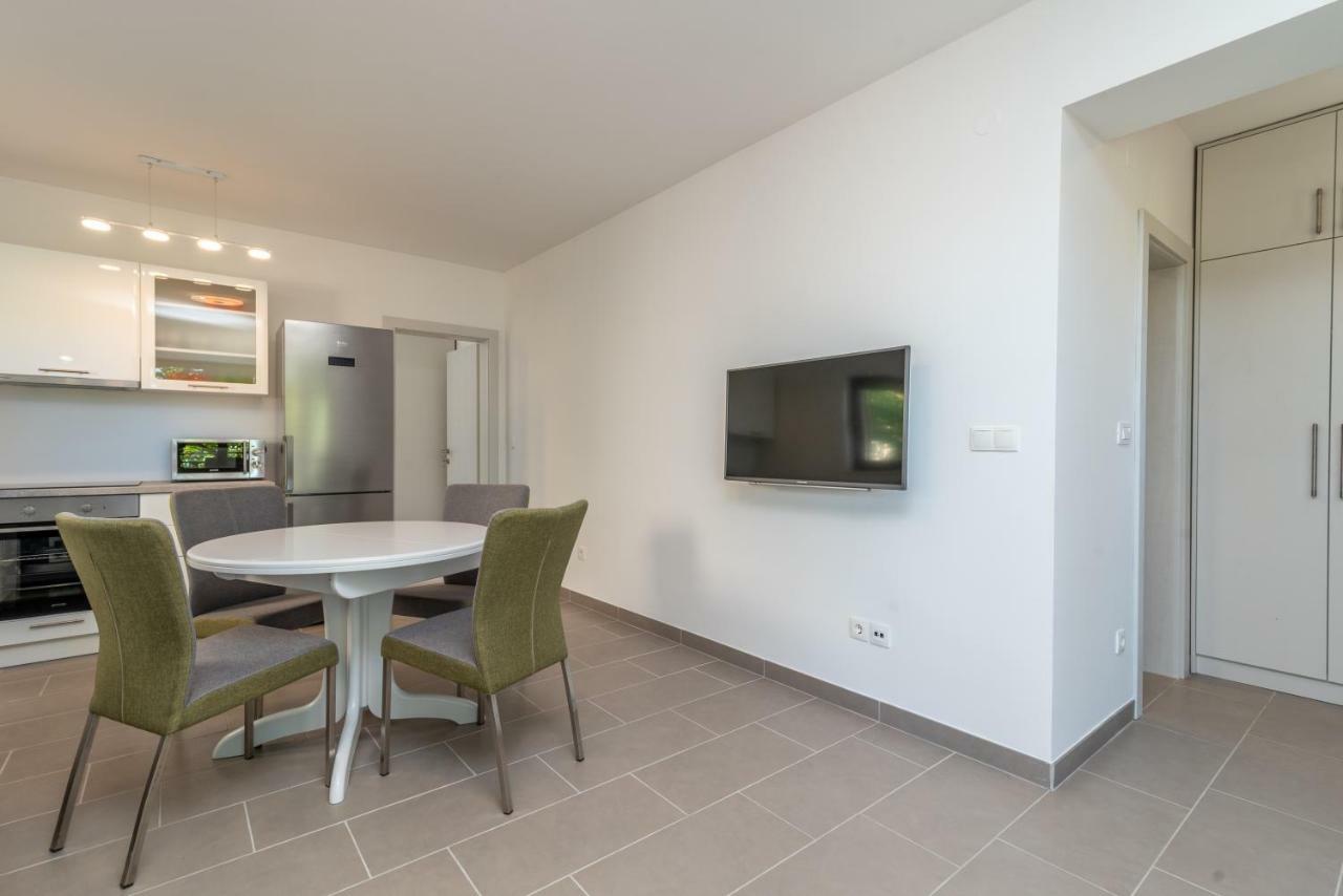 Apartamento Kiwi Trogir Exterior foto